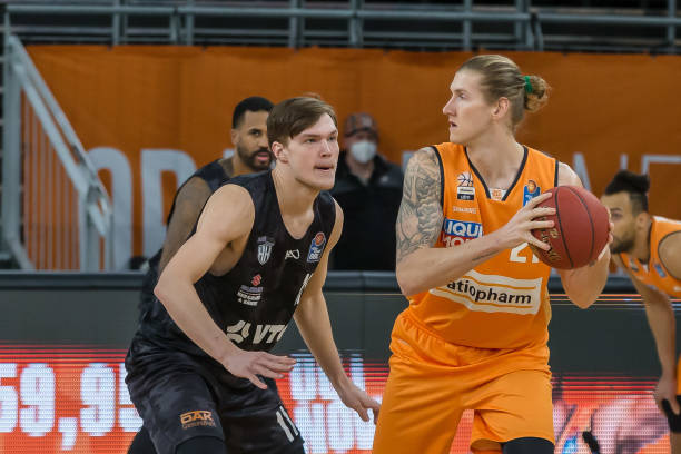 守和团队执 守和团队执