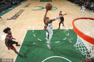 篮贡献了2 篮贡献了2