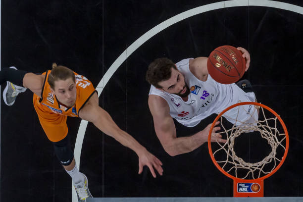 充满活力的 充满活力的